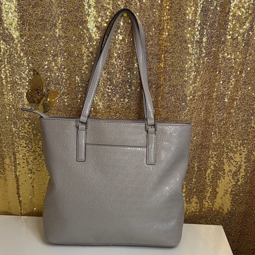 Michael Kors Monogrammed Gray Tote bag - Picture 3 of 15